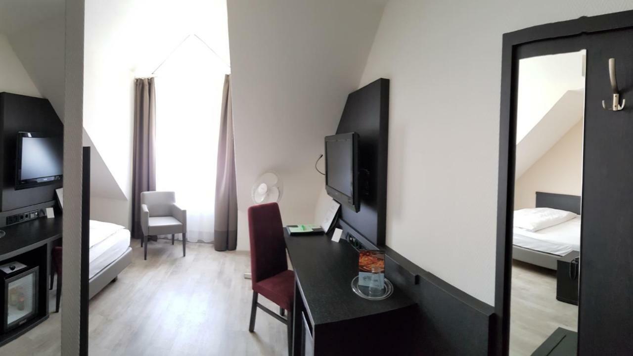 Astralis Hotel Domizil Walldorf  Exteriör bild
