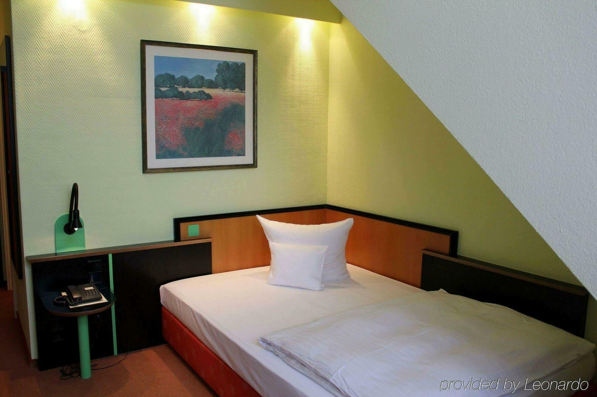 Astralis Hotel Domizil Walldorf  Exteriör bild